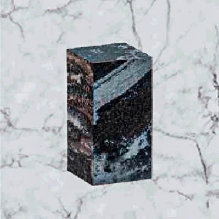 557
